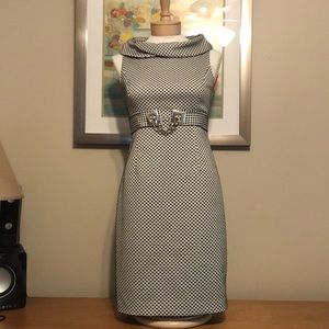 Muse black & white, perfect for the holidays